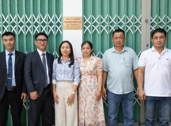 ĐỘI NGŨ NHÂN SỰ SẢN XUẤT 